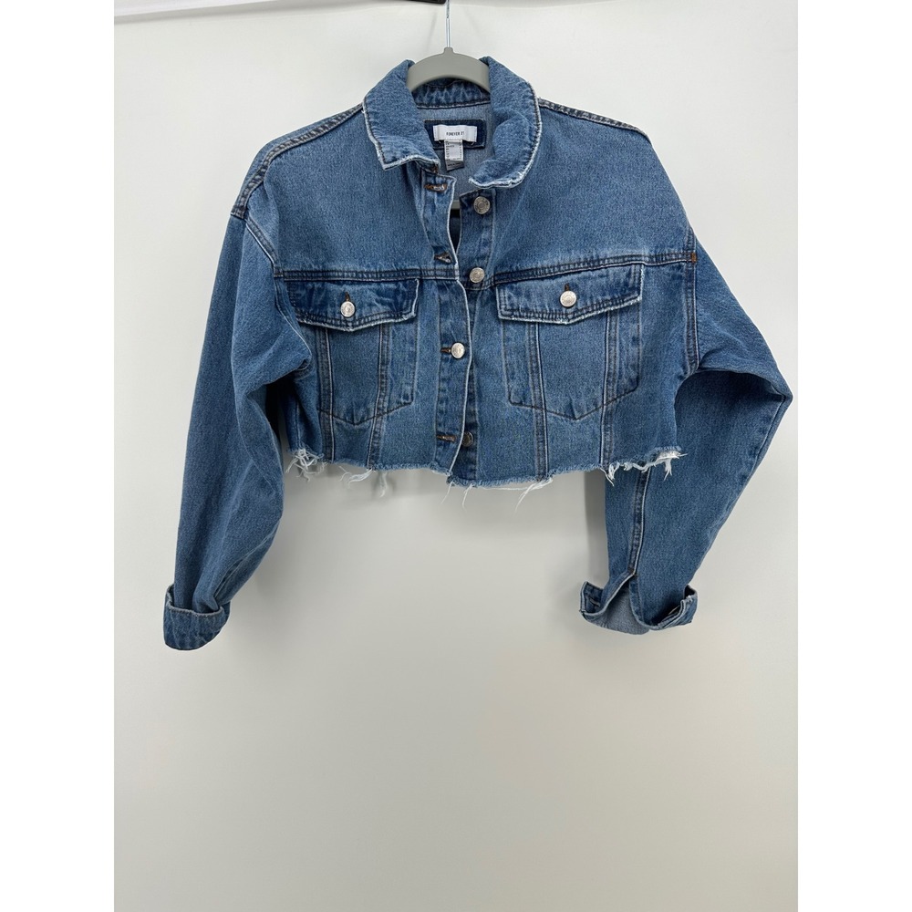 Forever 21 Womens Cropped Denim Jacket Medium Wash Raw Hem Blue Size Small